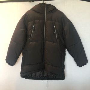 Woman’s Puffer Jacket